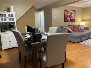 Annie's Homeaway suite in central location, Halifax